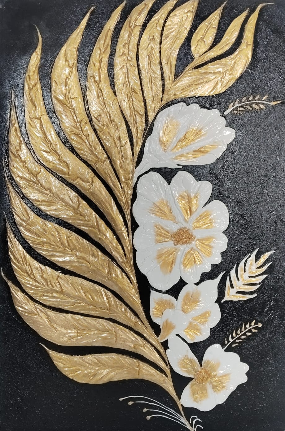 WHITE PETALS CANVAS WALL FRAME