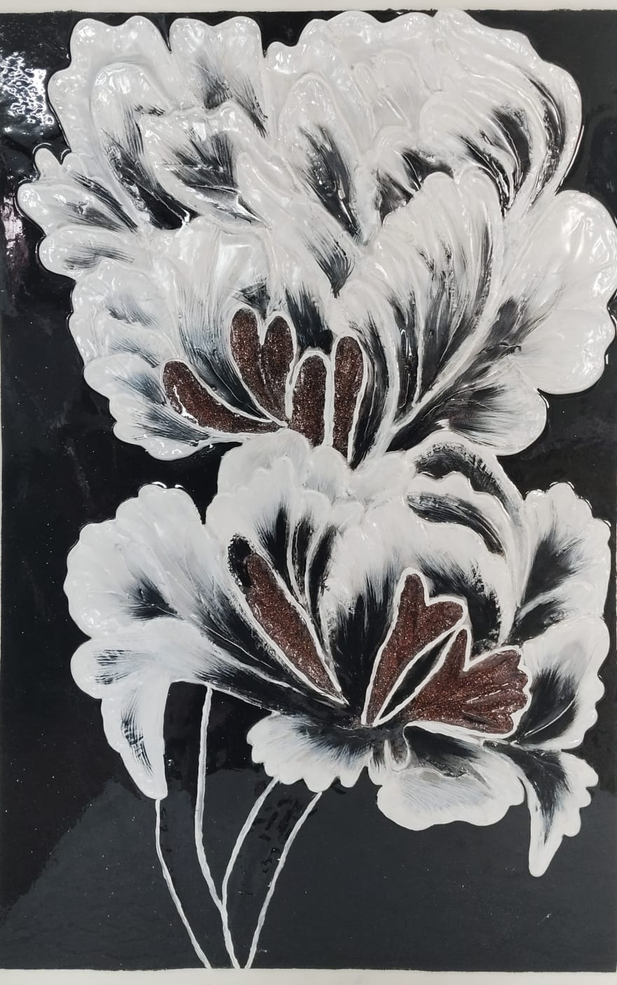 BLACK FRAMED 3D WHITE PETALS WALL HANGING